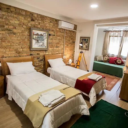Bed & Breakfast Artistic