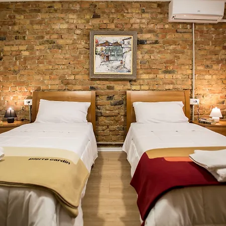 Oda ve Kahvaltı Artistic 3*