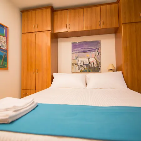 Artistic Oda ve Kahvaltı