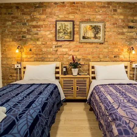 Artistic Oda ve Kahvaltı 3*