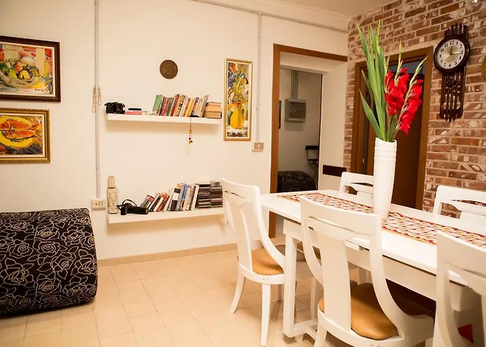 Couette-café Artistic 3*