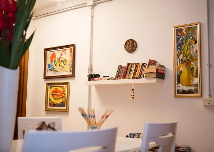 Artistic Couette-café